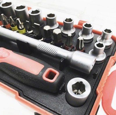 Lumberjack 25 Piece 1/4" Square Drive Metric Socket Set with Screwdriver Bits For DIY Home Workshop & Professional Use