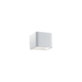 Luminosa Click  LED Small Wall Light White