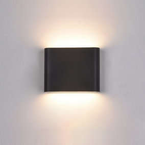Luminosa Modern LED Outdoor Wall Lamp Black, Warm White 3000K 360lm, IP44