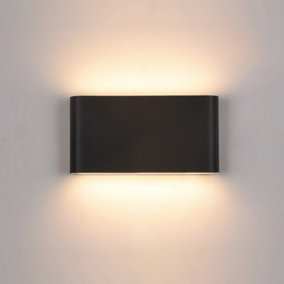 Luminosa Modern LED Outdoor Wall Lamp Black, Warm White 3000K 720lm, IP44