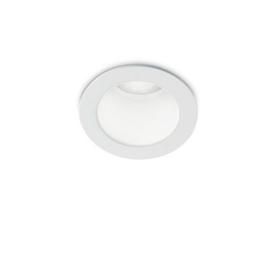 Luminosa Quark Round Recessed Downlight White, 3000K, 8W