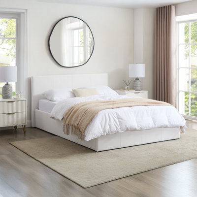 LUNA 5FT Kingsize Ottoman Storage Bed in White Faux Leather