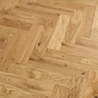 Lusso Carrara Luxe Natural Brushed & Oiled Oak Herringbone Engineered Wood Flooring