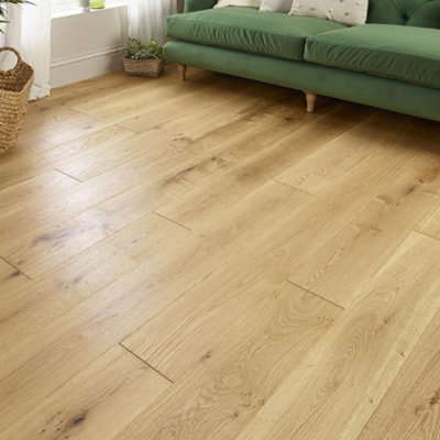 Lusso Novara Luxe Natural Brushed UV Oiled Oak Engineered Wood flooring ...