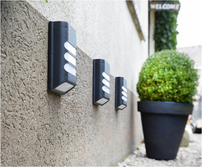 Luxform Rana Intelligent Solar LED Wall Light