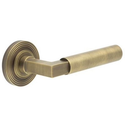 Luxurious Antique Brass Door Handle on Reeded Rose for Elegant Interiors - Solid Brass Interior Handle