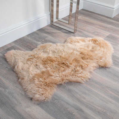 Luxurious Beige Sheepskin Rug XXL