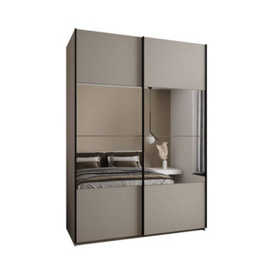 Luxurious Cashmere Trosa IV Sliding Door Wardrobe - 180cm with Mirrored Doors, Ten Shelves, Hanging Rail