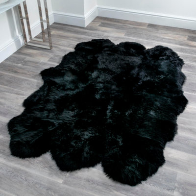 Luxurious Sextuple Black Sheepskin Rug