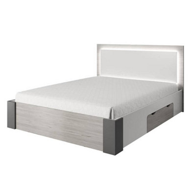 Luxurious White Matt Divan Bed H1060mm W1700mm D2060mm - Modern Design with LED Lighting