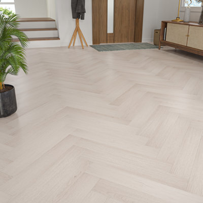 Luxury Flooring Salzburg Herringbone Effect 8mm Grey Laminate Click ...