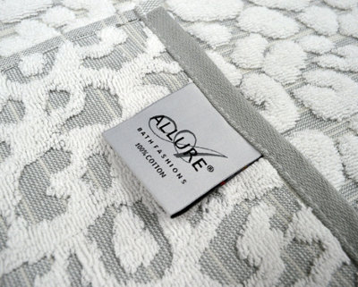 Luxury Jacquard Leopard Bath Sheet - Monochrome - 3