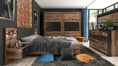 Luxury King Size Bedroom Furniture Set with Sliding Wardrobe USB Charger LED Light Bed Frame Bedside Oak Black Kassel