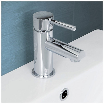 Luxury Modern Standard Sleek Mono Basin Mixer - Chrome