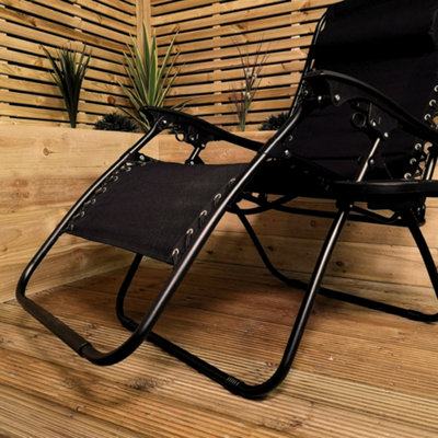 Luxury Padded Multi Position Zero Gravity Garden Relaxer Chair Lounger in All Black