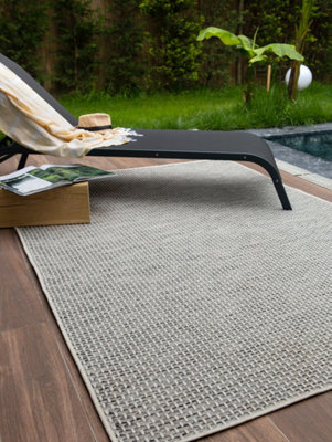 Magic Collection Outdoor Rugs in Cream  3610