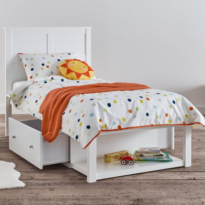 White wooden best sale childrens bed