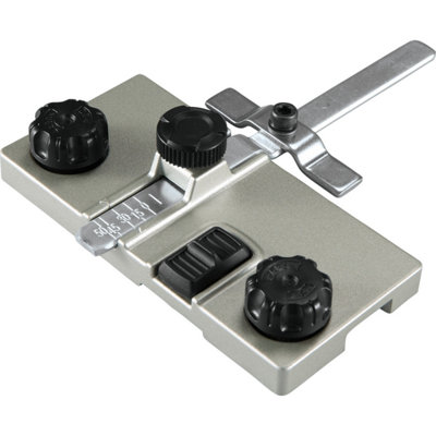 Makita 199232-5 Guide Rail Adaptor for DHS660 Circular Saw - Fit Sp6000 Rail