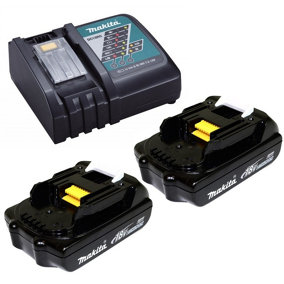 Batteries 18V 3.0Ah x4 et chargeur Makita BL1830+DC18RD