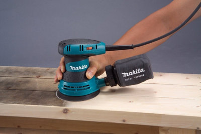 Makita sander online b&q