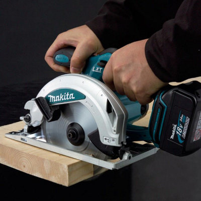 Makita dhs680 blade hot sale