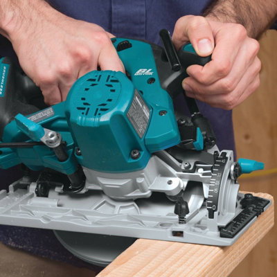 Makita DHS680Z 18v Lithium Brushless Circular Saw 165mm Bare Includes Case