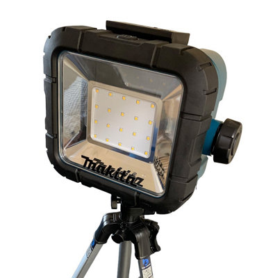 Makita DML805 18v 240v LXT Li-Ion LED Work Light Site Light + Tripod Stand + Bag