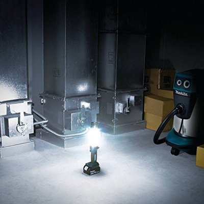 Makita DML806 18V / 14.4V LXT Torch LED Work Light Lantern Lumens Bare