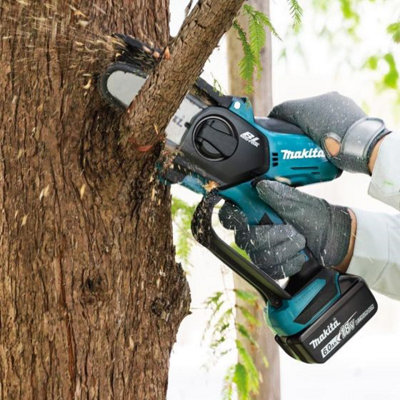 Makita DUC101Z Cordless Brushless Pruning Saw 18V Body Chainsaw 100mm Makpac