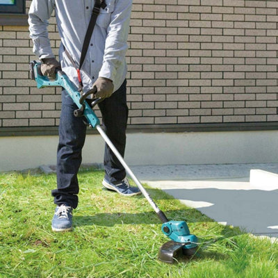 Makita DUR193 LXT 18v Cordless Garden Grass Line Trimmer Strimmer 1.5ah Battery