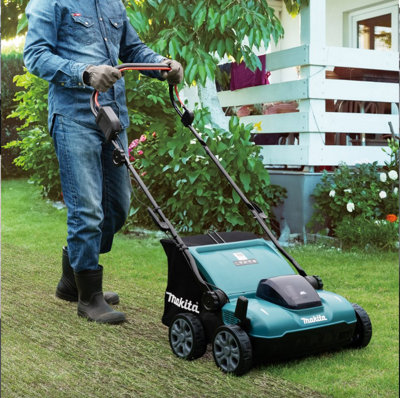 Makita DUV320RT Cordless Brushless LXT 18V Scarifier 32cm 5.0Ah Battery Charger