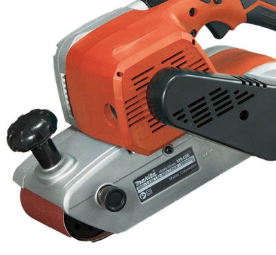 B&q makita best sale belt sander