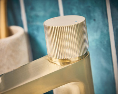 Manga Mono Basin Mixer Brushed Brass