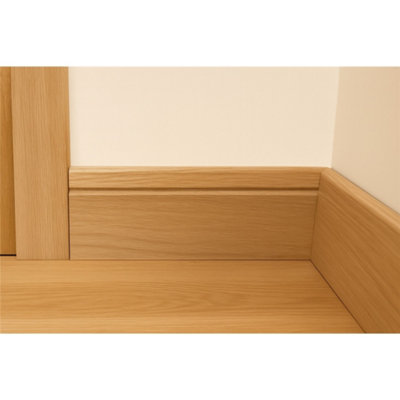 Marlborough - Premium Lambs Tongue European Oak Skirting - 20mm (T) x 200mm (H) x 3000mm (L) - (Bundle Of 20)