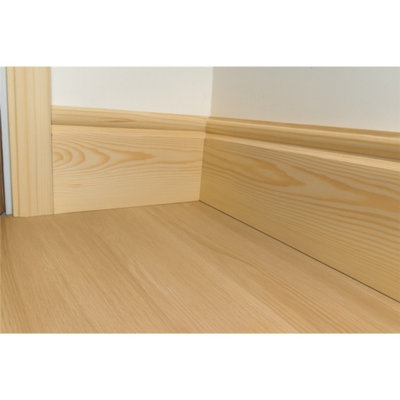 Marlborough - Premium Torus Pine Skirting - 20mm (T) x 200mm (H) x 3000mm (L) - (Bundle Of 10)