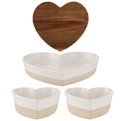 Mason Cash Set of 3 Rustic Charm Heart Shape Dish & 1 Chopping Board