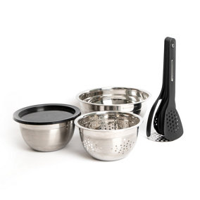 MasterClass 2 piece Gadget Bundle including 2 Mixing Bowls & Colander Set and Five in 1 Kitchen Tool Set