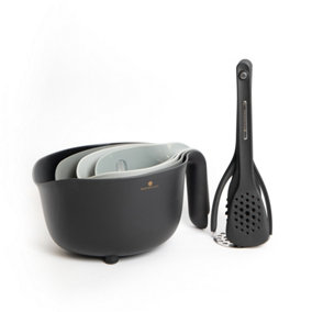 MasterClass 2 piece Gadget Bundle including Mixing Bowl, Colander and Measuring Jug Set and Five in 1 Kitchen Tool Set