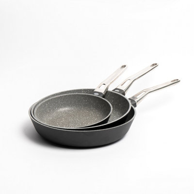 MasterClass 3pc Aluminium Frying Pan Set with Double Non-stick Coating