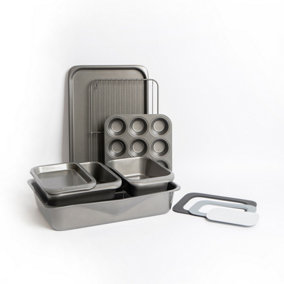 MasterClass Set of Gift-Boxed Smart Space Stacking Non-Stick Bakeware Set 7 Piece, Three-in-One Trivet Set