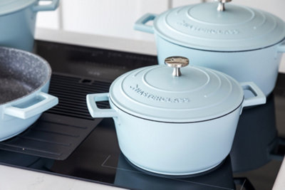 MasterClass Sky Blue Cast Aluminium Casserole Dish, 2.5L