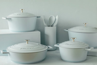 MasterClass Sky Blue Cast Aluminium Shallow Casserole Dish, 4L