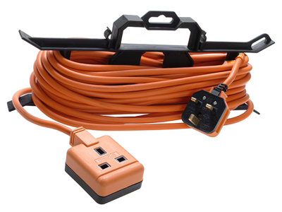 Masterplug CT1513MP Garden Extension Lead 240V 15m MSTCT1513 DIY at B&Q