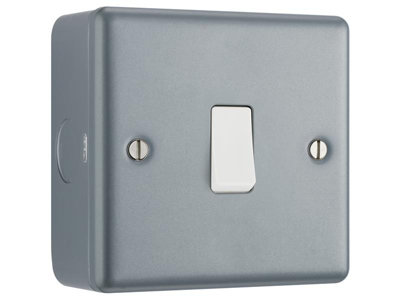 Masterplug MC512-01 Metal Clad 1-Gang 2-Way Light Switch MSTMC512