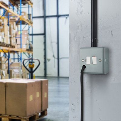 Masterplug MC550F-01 Metal Clad Switched Fused Connection Unit 13A MSTMC550F