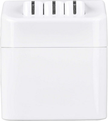 Masterplug Three Socket Individually Switched Compact Extension Lead with 2m Cable