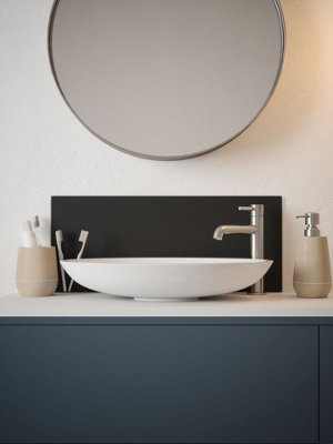 Matt Black - Self Adhesive - Toughened Glass Bathroom Splashback 250mm x 500mm x 4mm