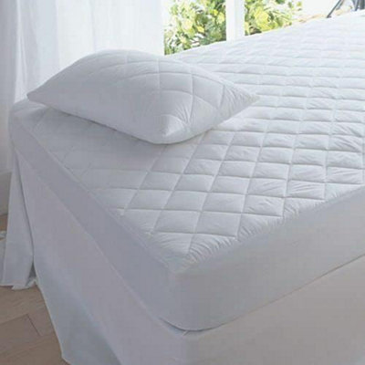Mattress Protector Extra Deep Soft Quilted 200 Thread Count Fully Fitted Non Allergenic Bed Cover Breathable Hypoallergenic Mattre