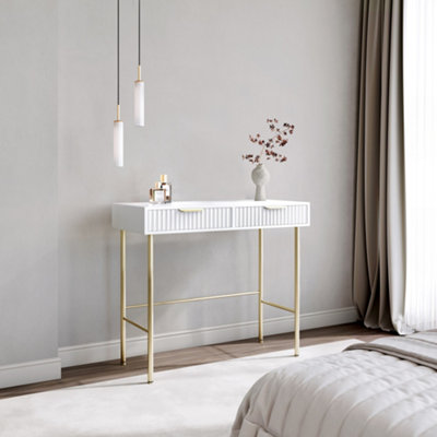 Maya White Dressing Table - Drawers with ribbed front finish and grey velvet lining.