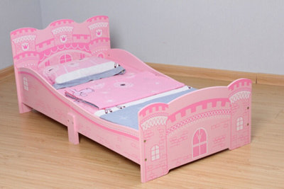 Girls store first bed